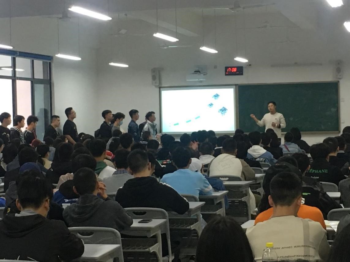 开启大学生涯之入学“第一课” - 队伍建设 - 重庆公共运输职业学院