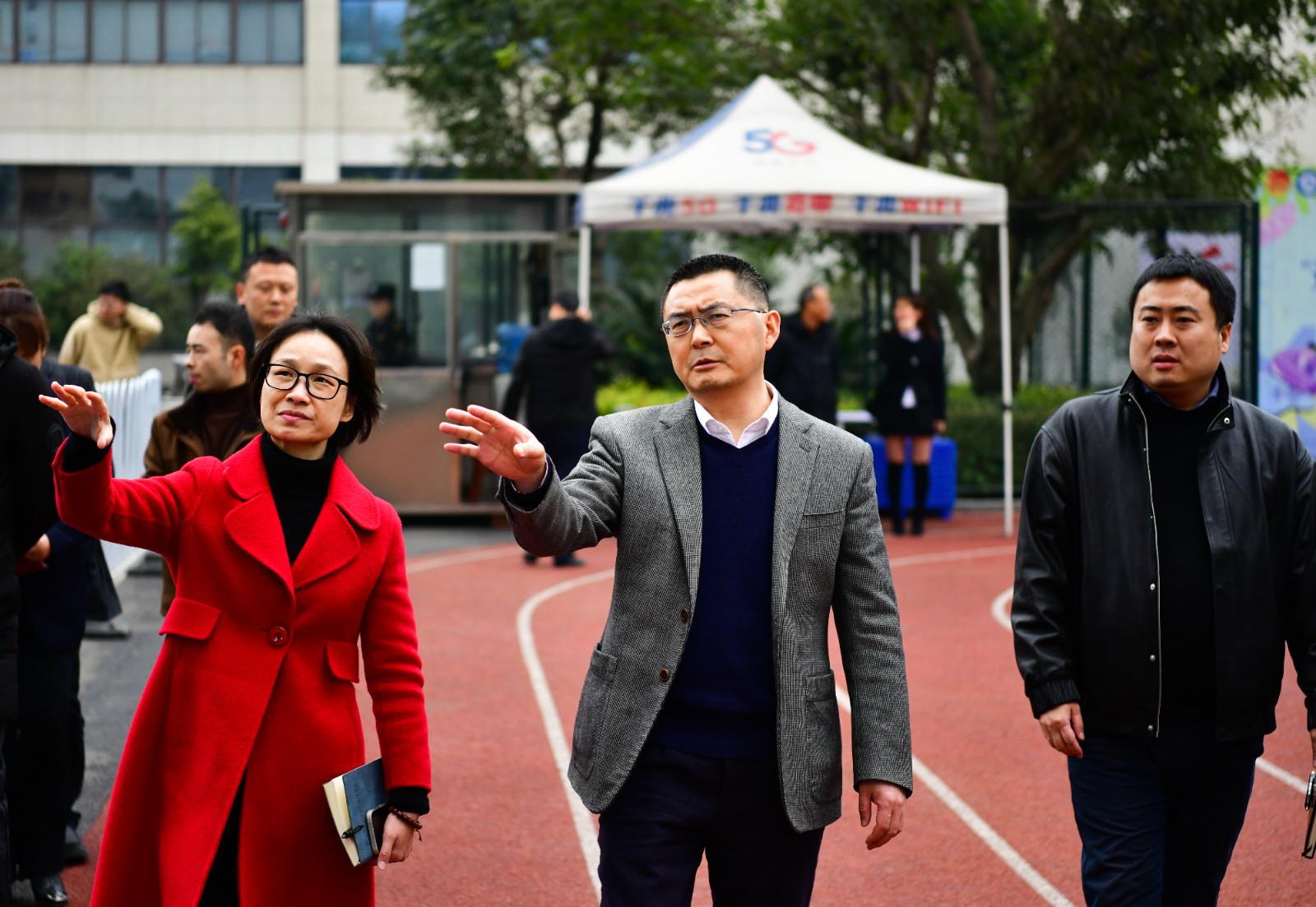 学校董事长刘林率队到德感产教融合中心等教学点调研 - 学校动态 - 重庆公共运输职业学院