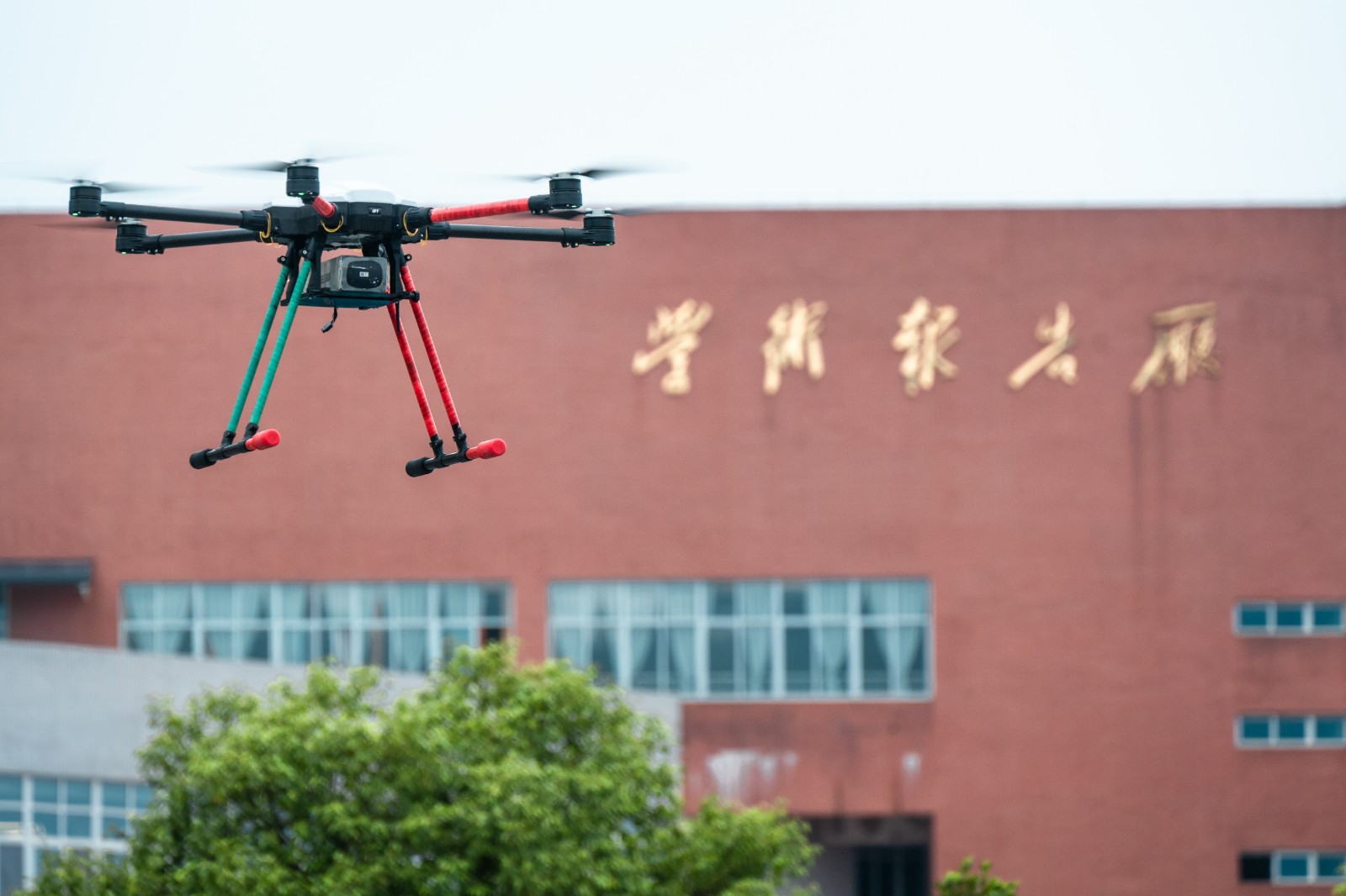 我校（重庆交通工匠学院）承办无人机驾驶技能培训班