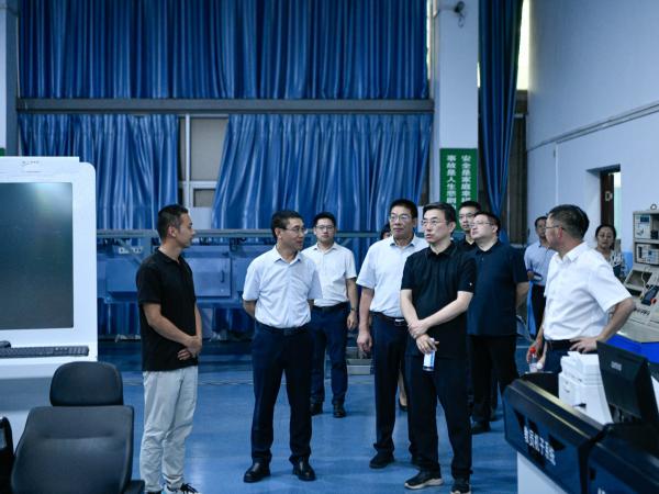 重庆市委教育工委委员、市教委副主任李劲渝带队到我校检查督导秋季学期开学工作